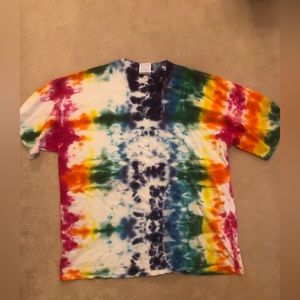 VINTAGE GILDAN Rainbow Tie dye T-shirt